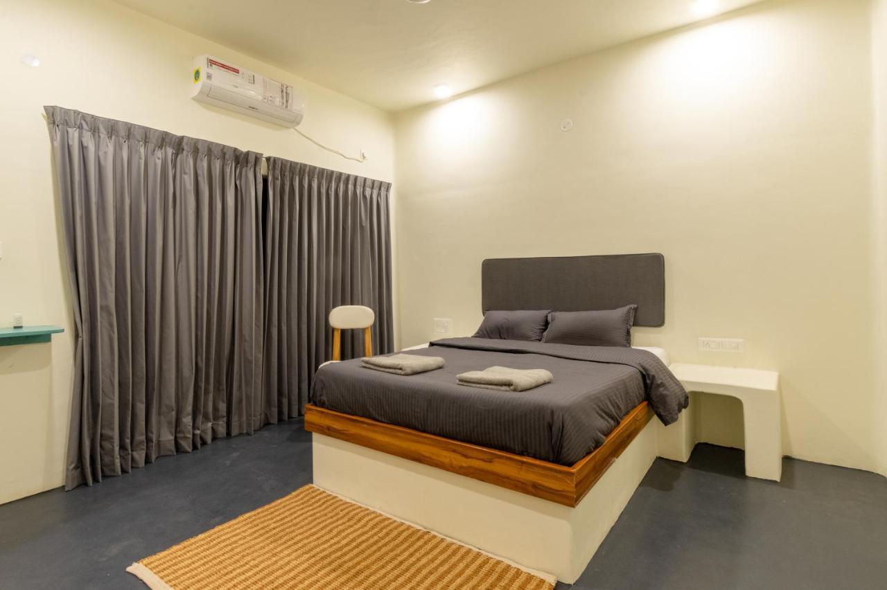 Tropicopia Hotel Mysore Eksteriør billede